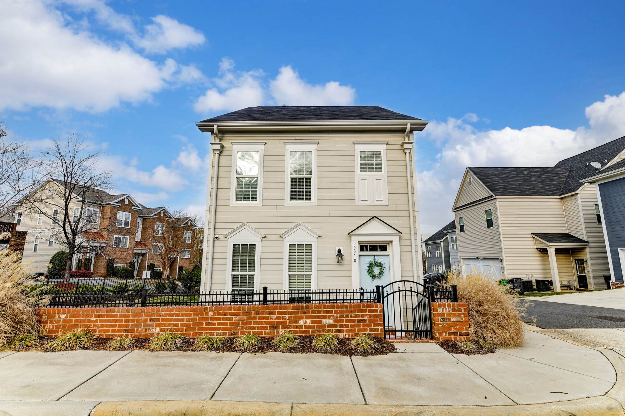 8310 Scotney Bluff Ave, Charlotte, NC 28273