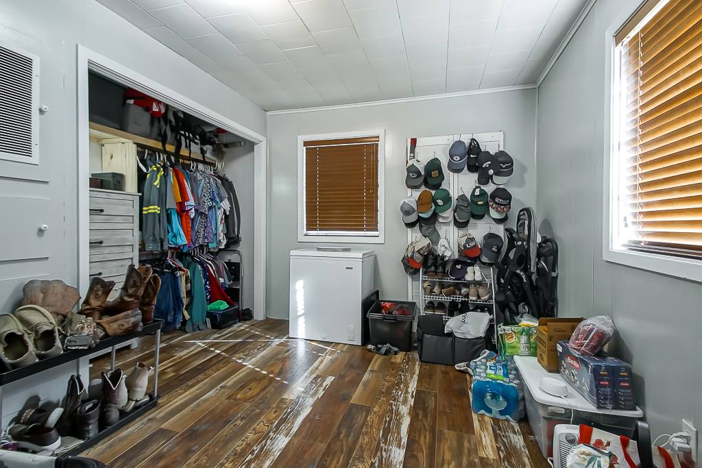 14187 Bear Island Rd, Maurepas, LA 70449