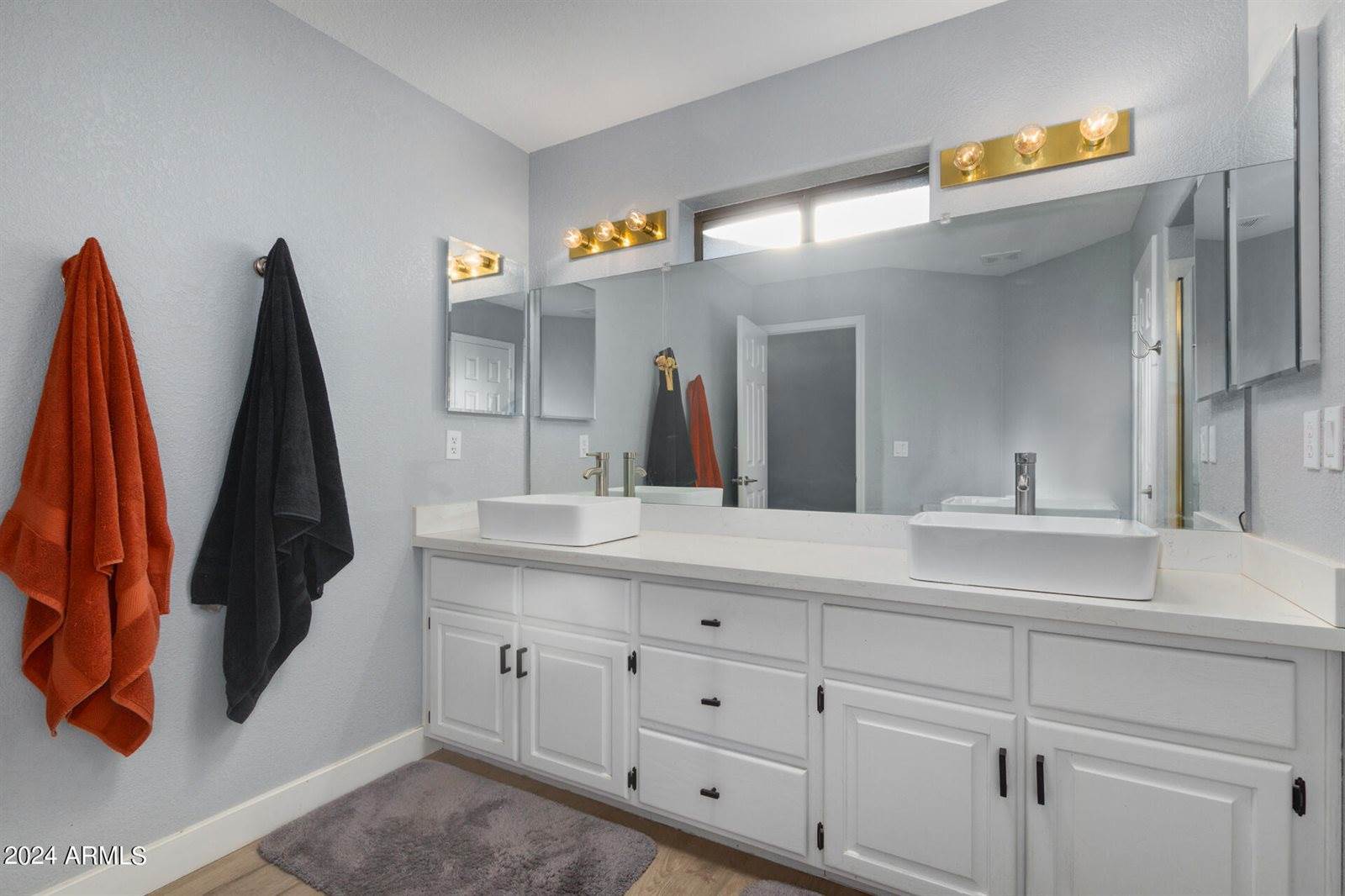 821 East Hondo Avenue, Apache Junction, AZ 85119