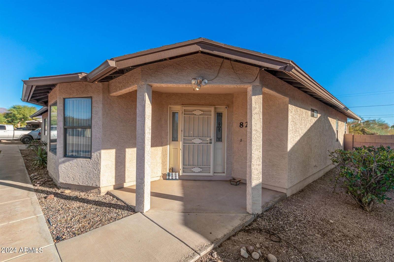 821 East Hondo Avenue, Apache Junction, AZ 85119