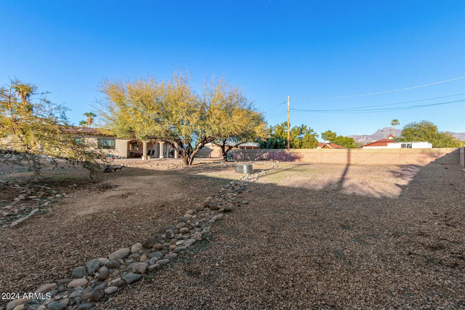 821 East Hondo Avenue, Apache Junction, AZ 85119