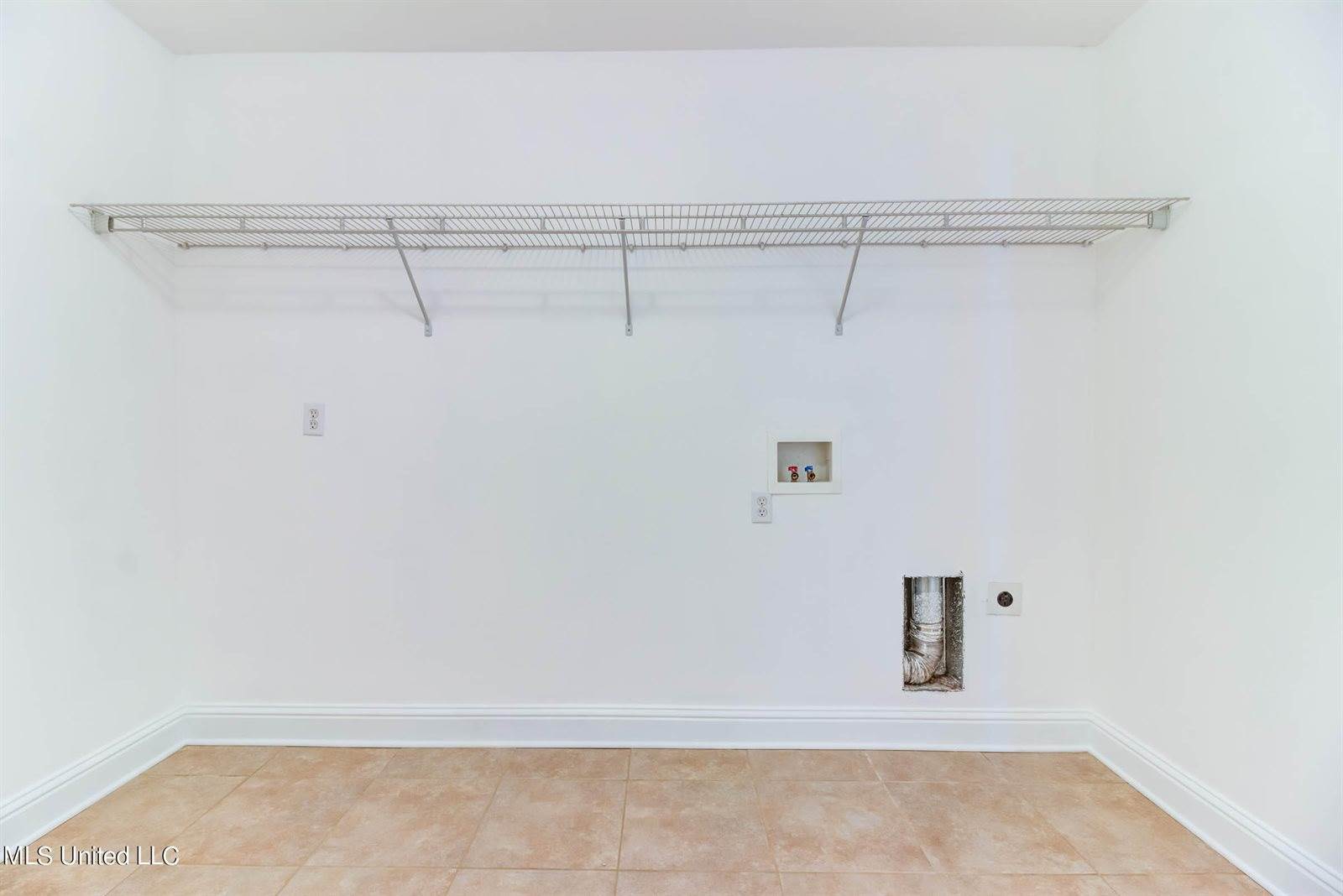 2123 Lindhridge Drive, Gulfport, MS 39503