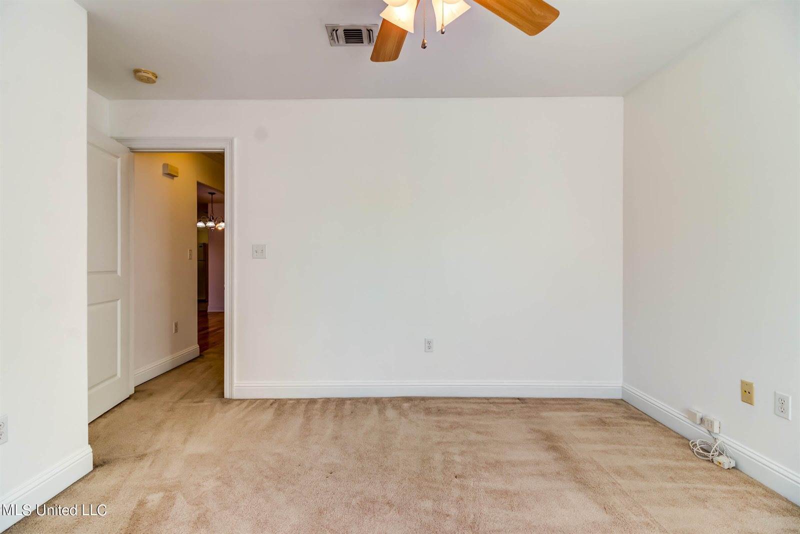 2123 Lindhridge Drive, Gulfport, MS 39503