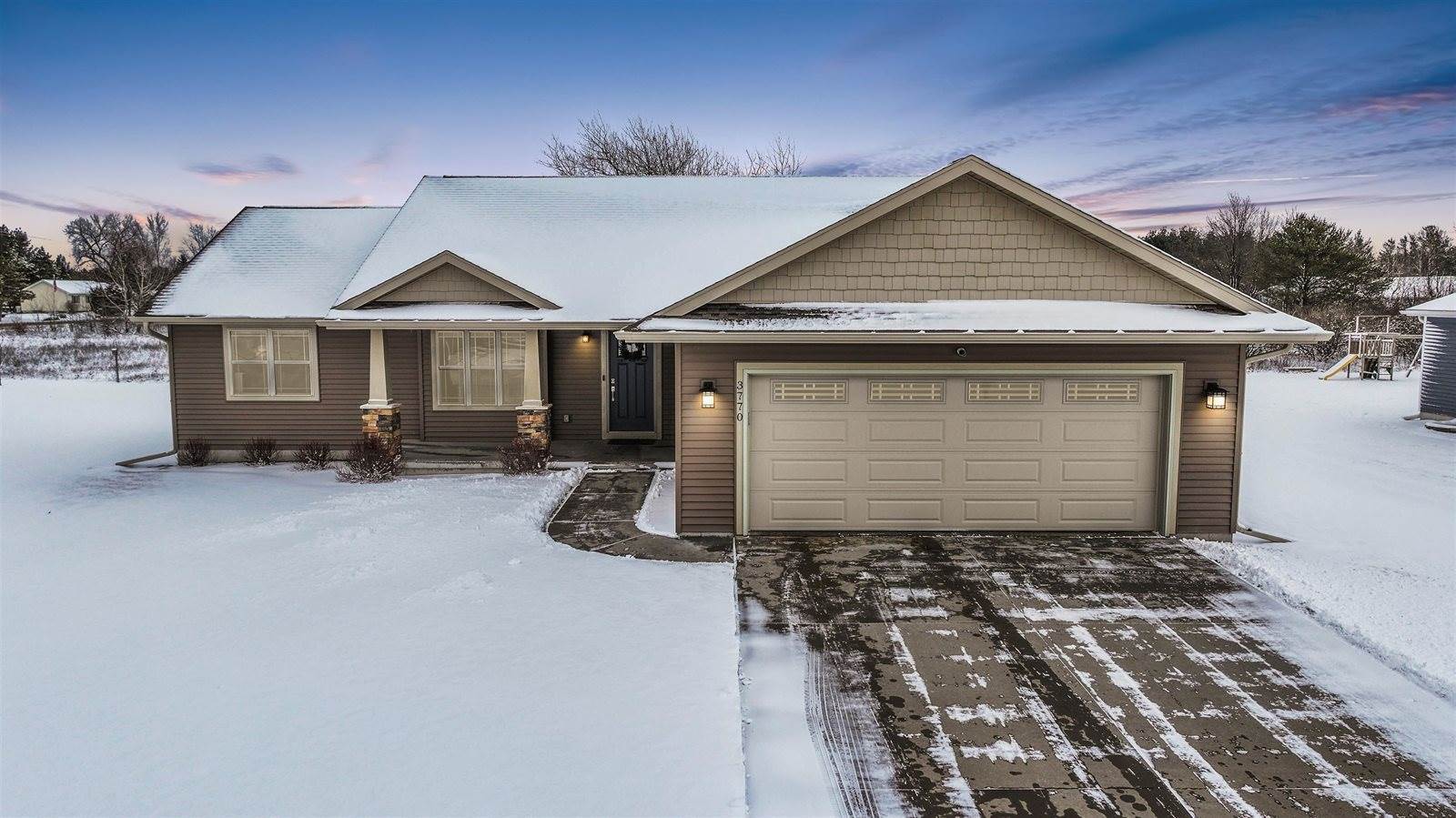 3770 Kensington Place, Plover, WI 54467