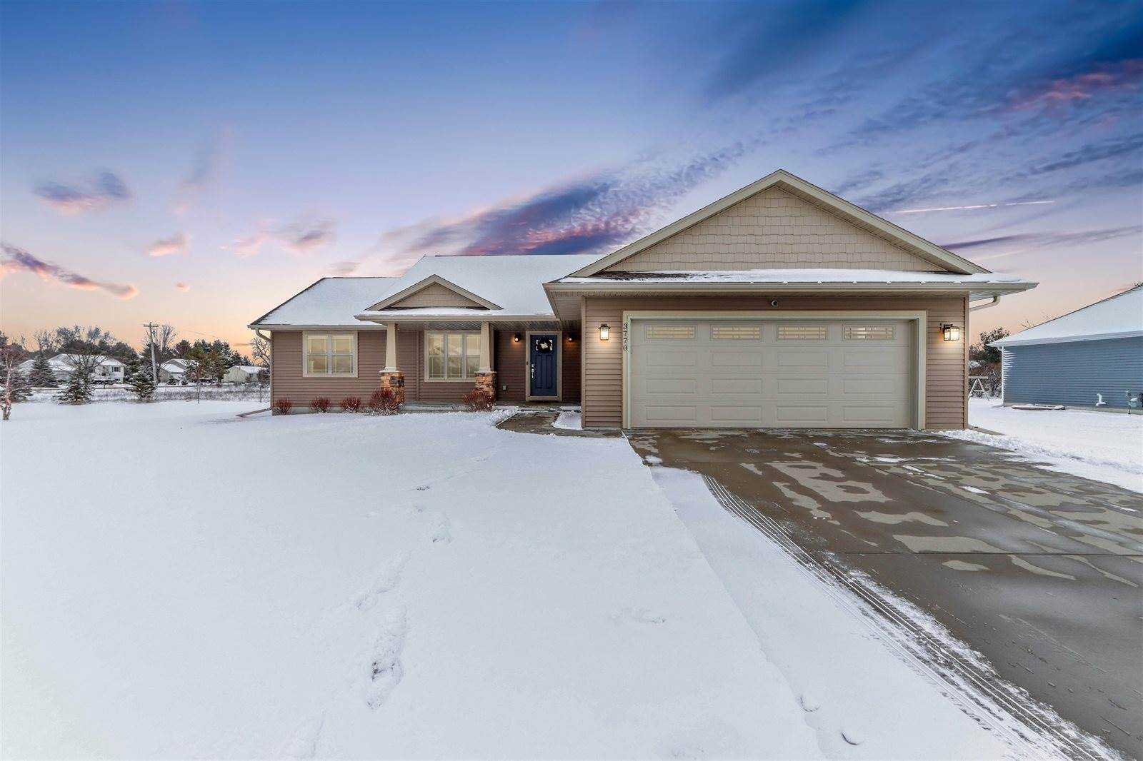 3770 Kensington Place, Plover, WI 54467