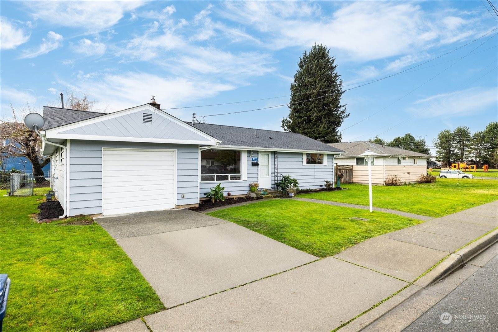 422 Simons Avenue, Burlington, WA 98233