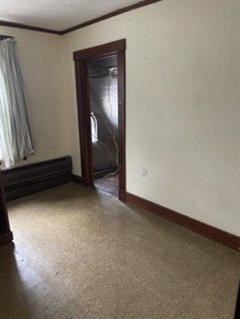 236 Grove St, Northampton, MA 01060