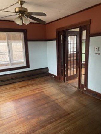 236 Grove St, Northampton, MA 01060