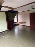 236 Grove St, Northampton, MA 01060