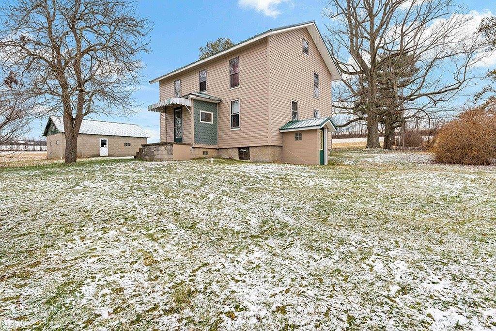 403 Pheasant Farm Road, Mahoning Township - ARM, PA 16242