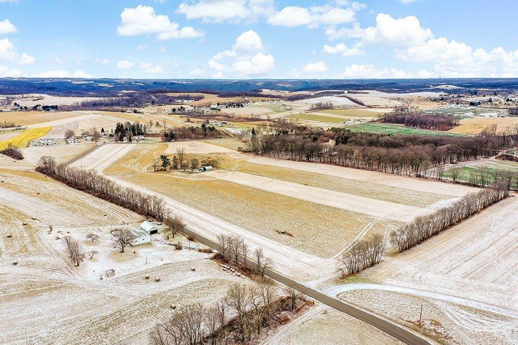 403 Pheasant Farm Road, Mahoning Township - ARM, PA 16242