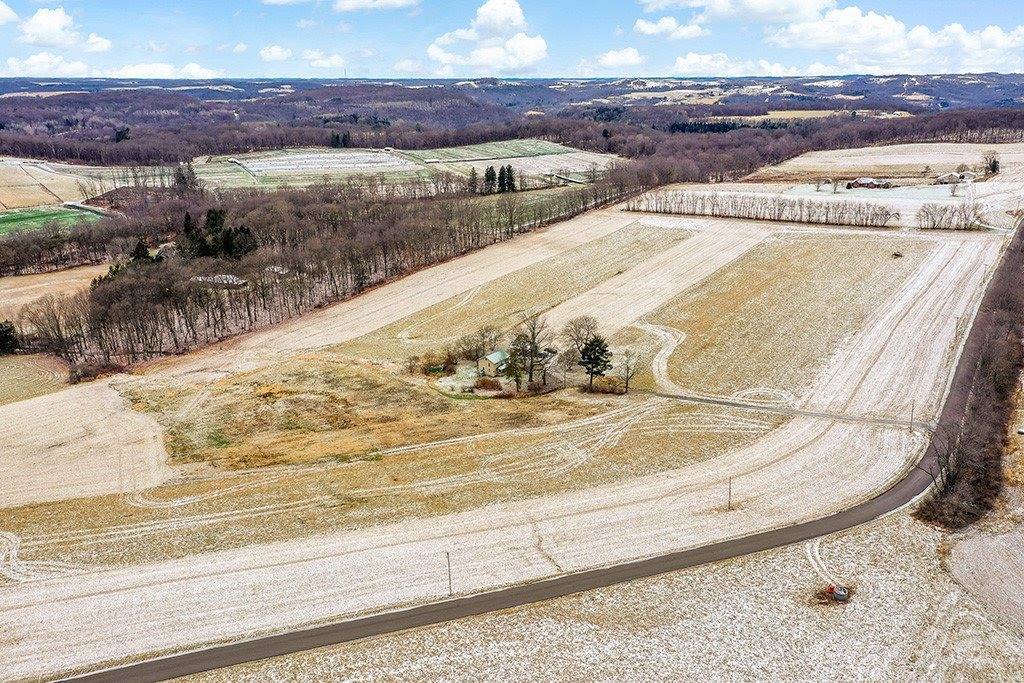 403 Pheasant Farm Road, Mahoning Township - ARM, PA 16242