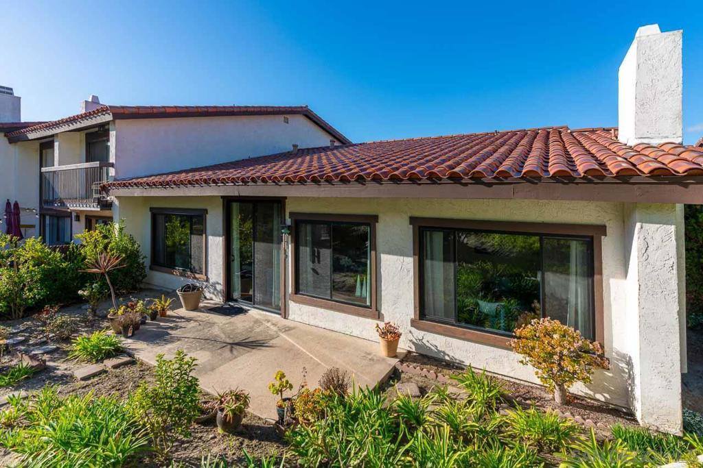 1011 Santa Helena Park Ct, Solana Beach, CA 92075