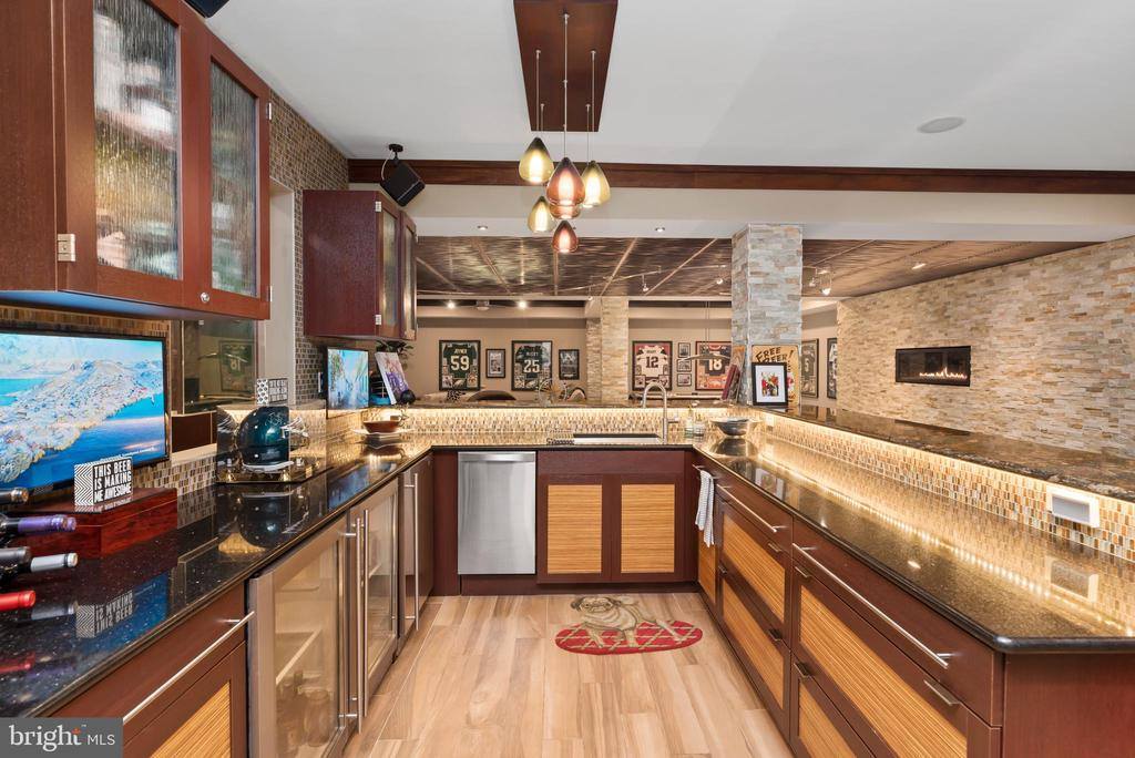 2380 Woodstream Way, Enola, PA 17025