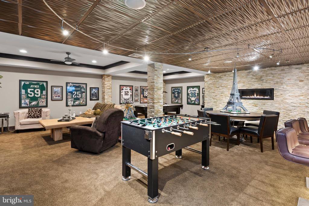 2380 Woodstream Way, Enola, PA 17025