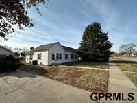 1125 Colfax Street, Blair, NE 68008