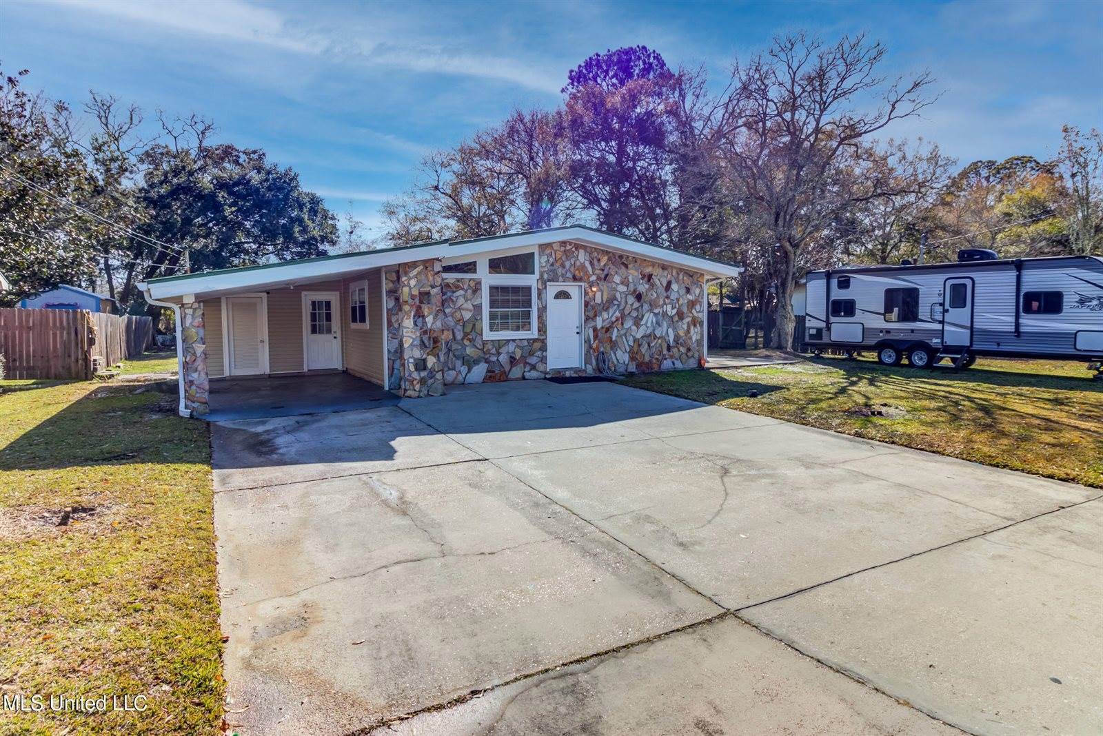 4518 Suffolk Street, Pascagoula, MS 39581