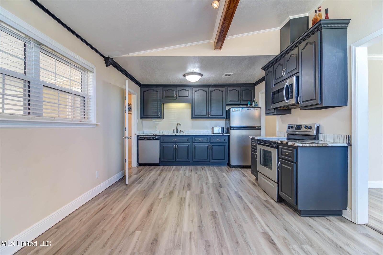 4518 Suffolk Street, Pascagoula, MS 39581