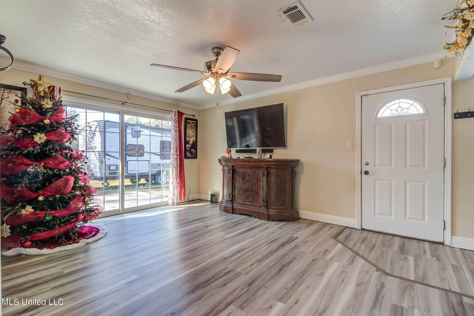 4518 Suffolk Street, Pascagoula, MS 39581