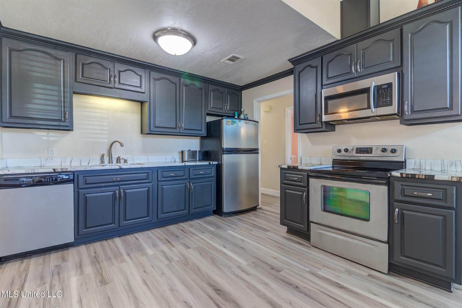 4518 Suffolk Street, Pascagoula, MS 39581