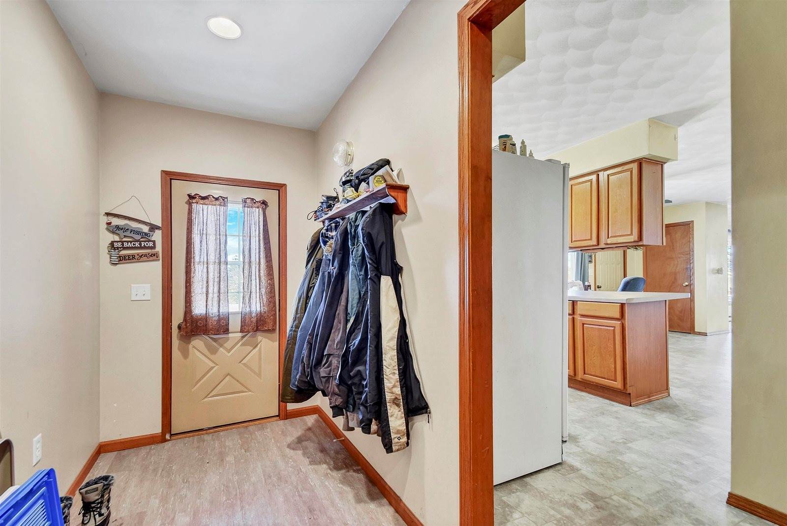 2058 Pershing Road, New London, WI 54961