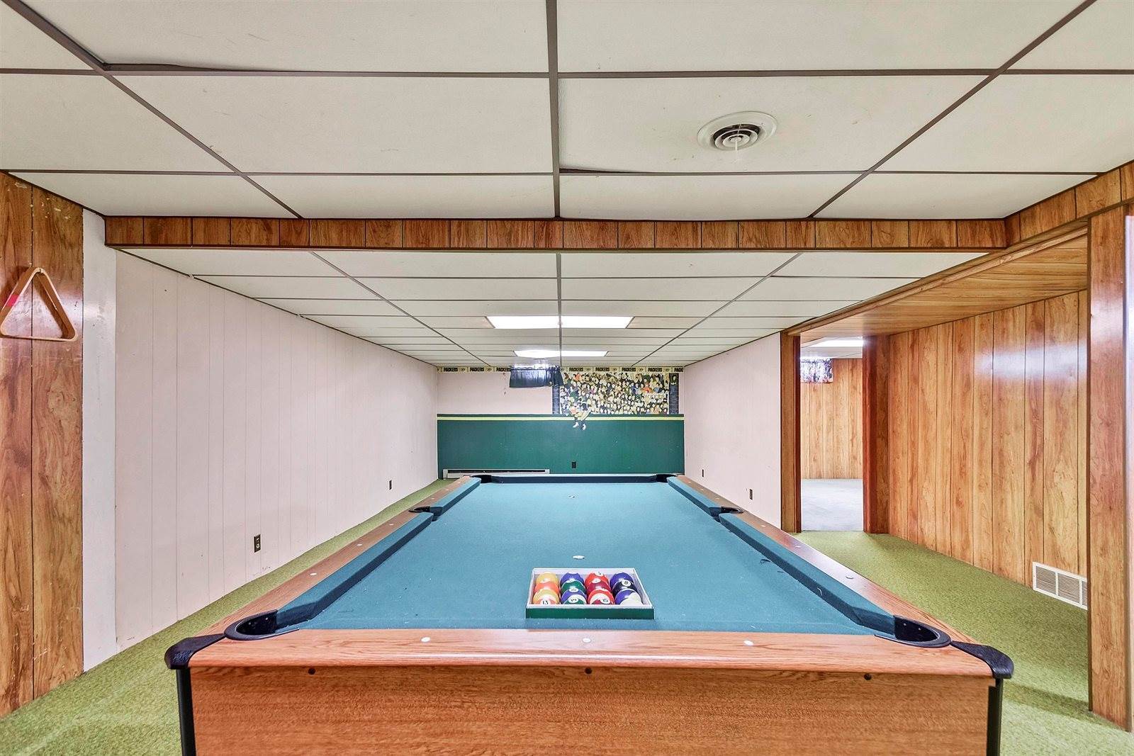 2058 Pershing Road, New London, WI 54961