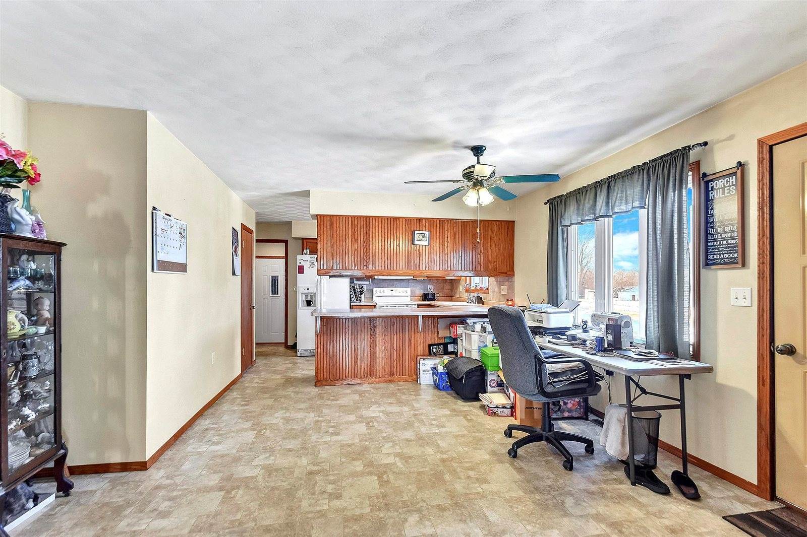 2058 Pershing Road, New London, WI 54961