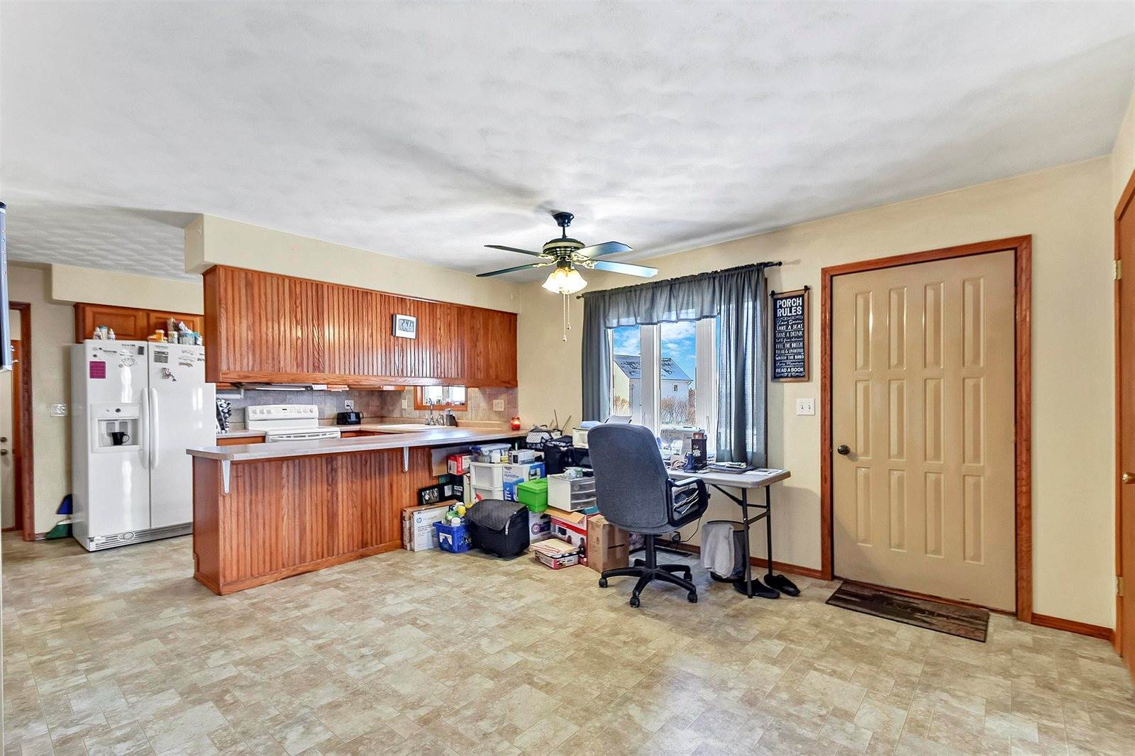 2058 Pershing Road, New London, WI 54961