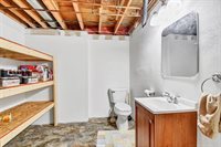 2058 Pershing Road, New London, WI 54961