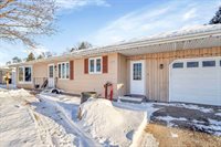 2058 Pershing Road, New London, WI 54961