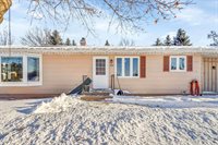 2058 Pershing Road, New London, WI 54961