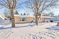 2058 Pershing Road, New London, WI 54961