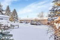 2058 Pershing Road, New London, WI 54961