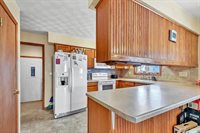 2058 Pershing Road, New London, WI 54961