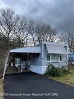 78 Alissa Terrace, Jackson, NJ 08527