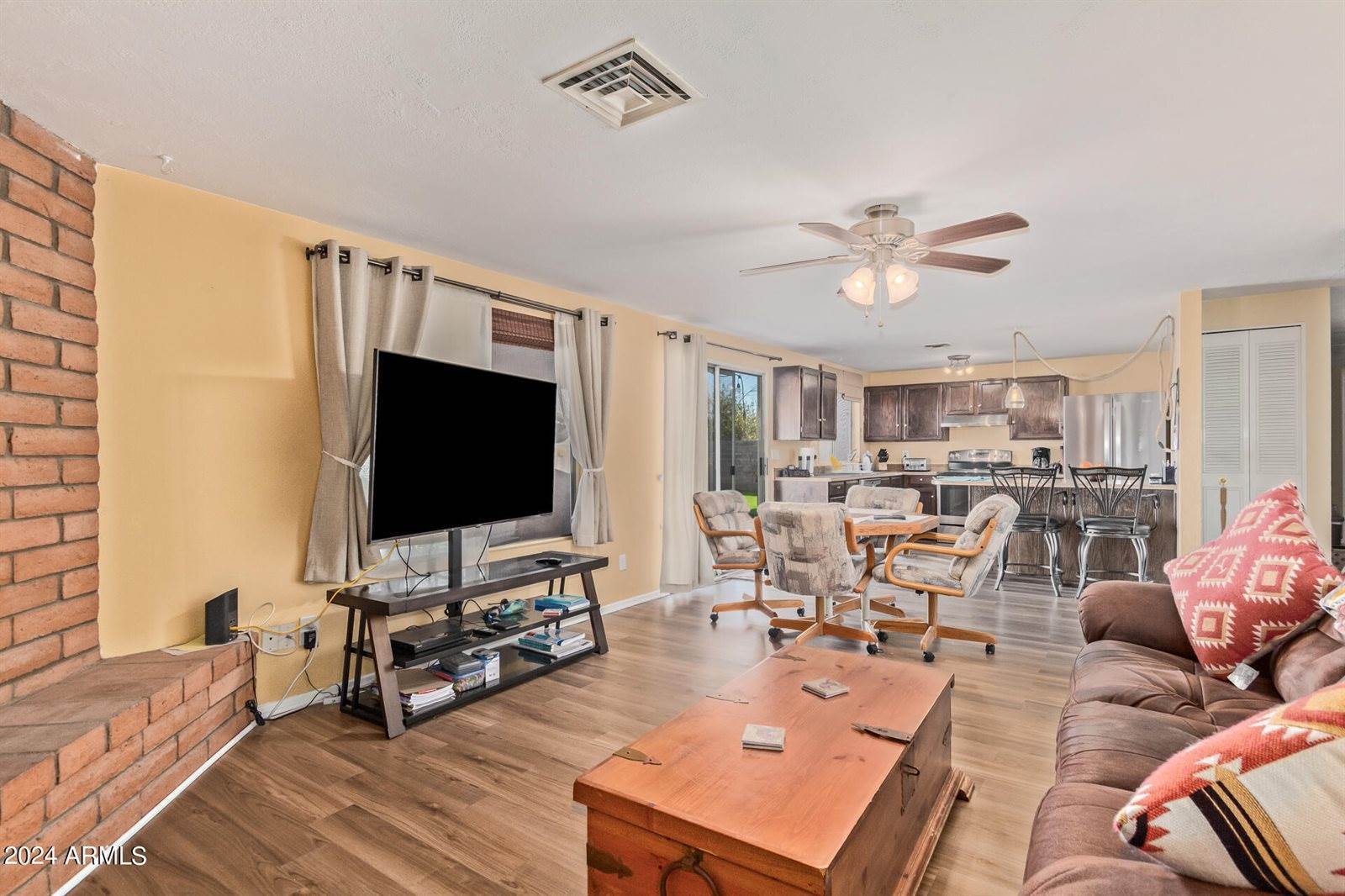 1710 West Palomino Drive, Chandler, AZ 85224