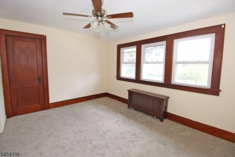 228 Locust Ave, Garwood, NJ 07027