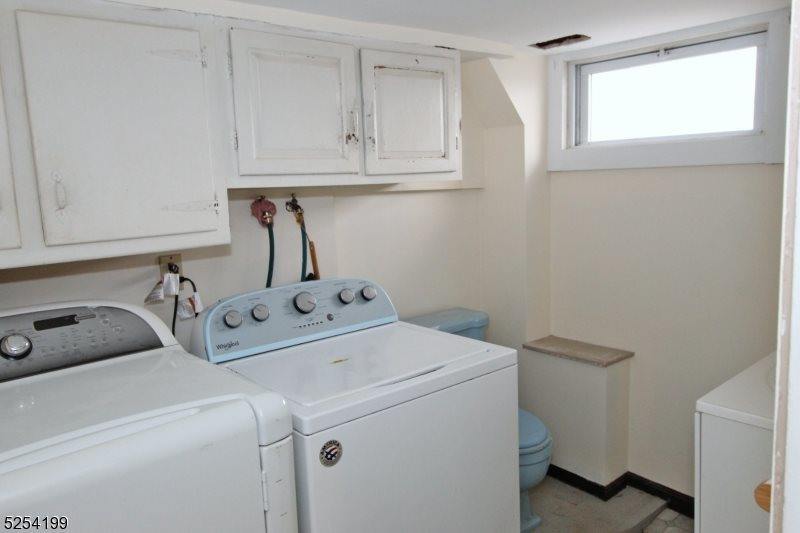 228 Locust Ave, Garwood, NJ 07027