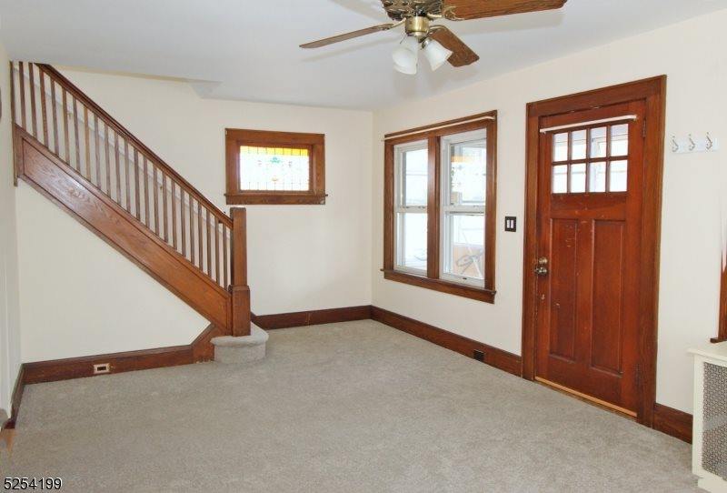 228 Locust Ave, Garwood, NJ 07027