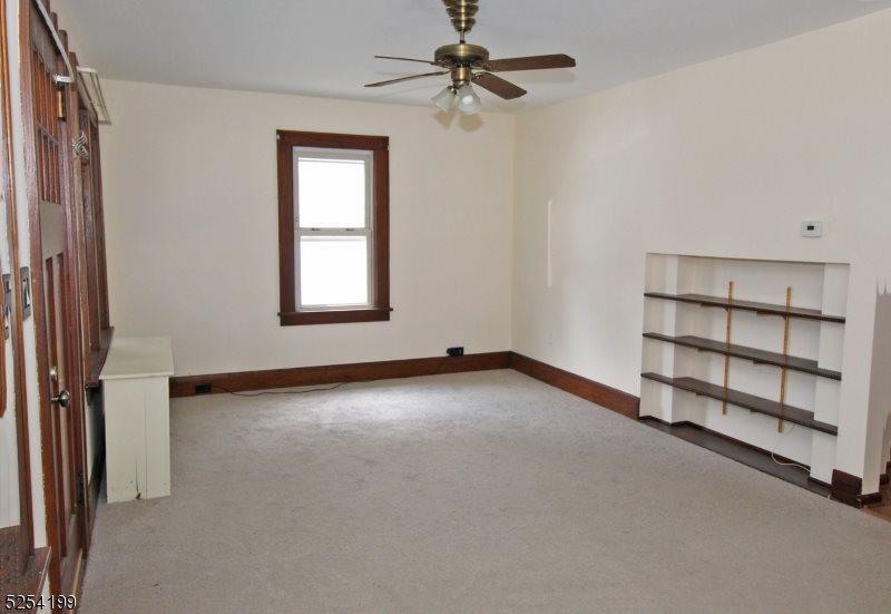 228 Locust Ave, Garwood, NJ 07027