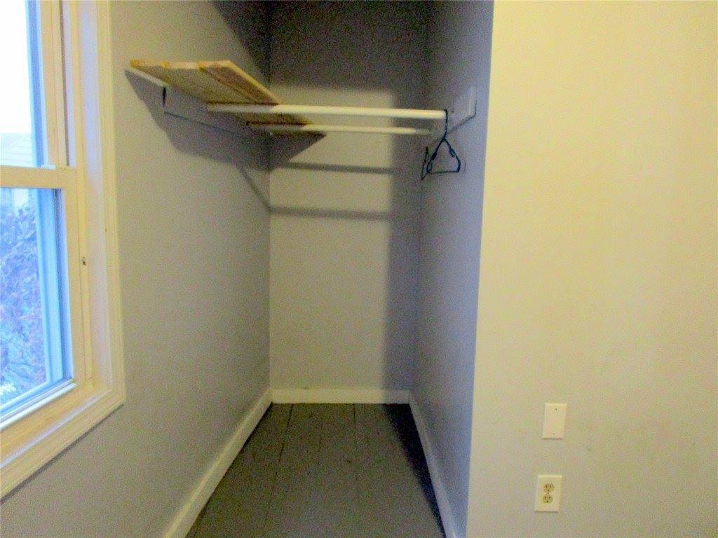 6 Evergreen Avenue, Endicott, NY 13760