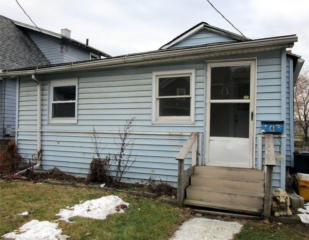 6 Evergreen Avenue, Endicott, NY 13760