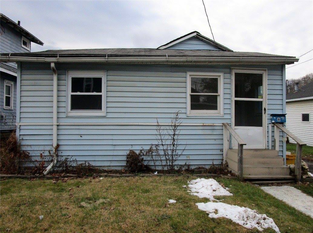 6 Evergreen Avenue, Endicott, NY 13760