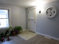 6 Evergreen Avenue, Endicott, NY 13760