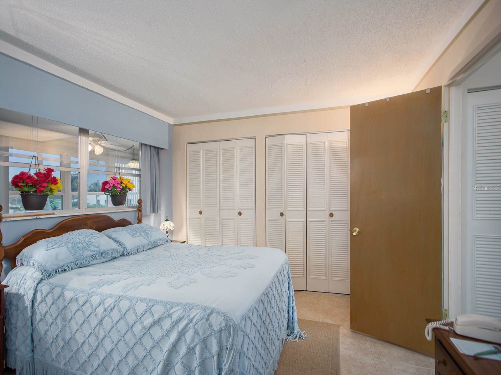 5935 30TH Avenue South, Gulfport, FL 33707