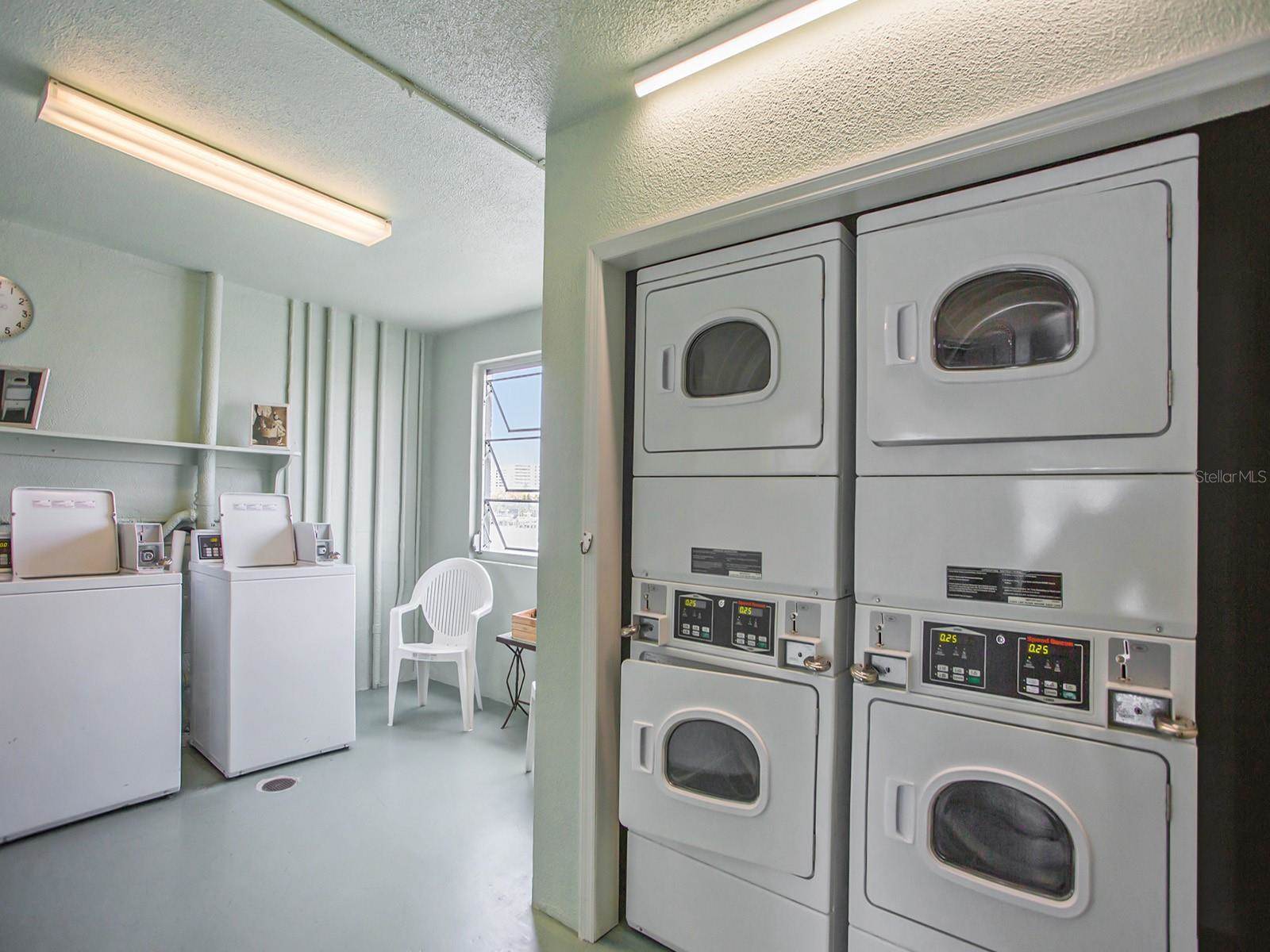 5935 30TH Avenue South, Gulfport, FL 33707