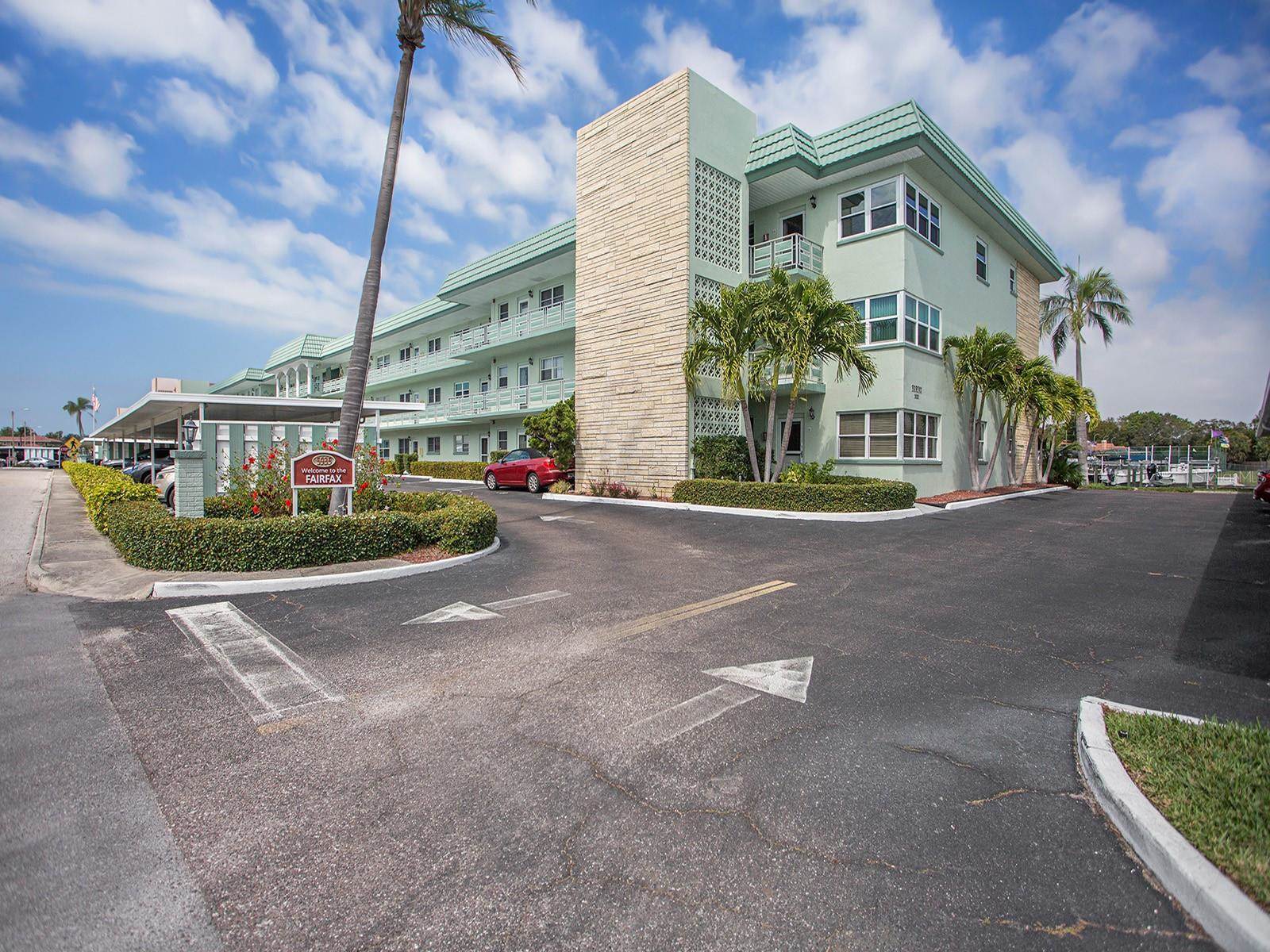 5935 30TH Avenue South, Gulfport, FL 33707