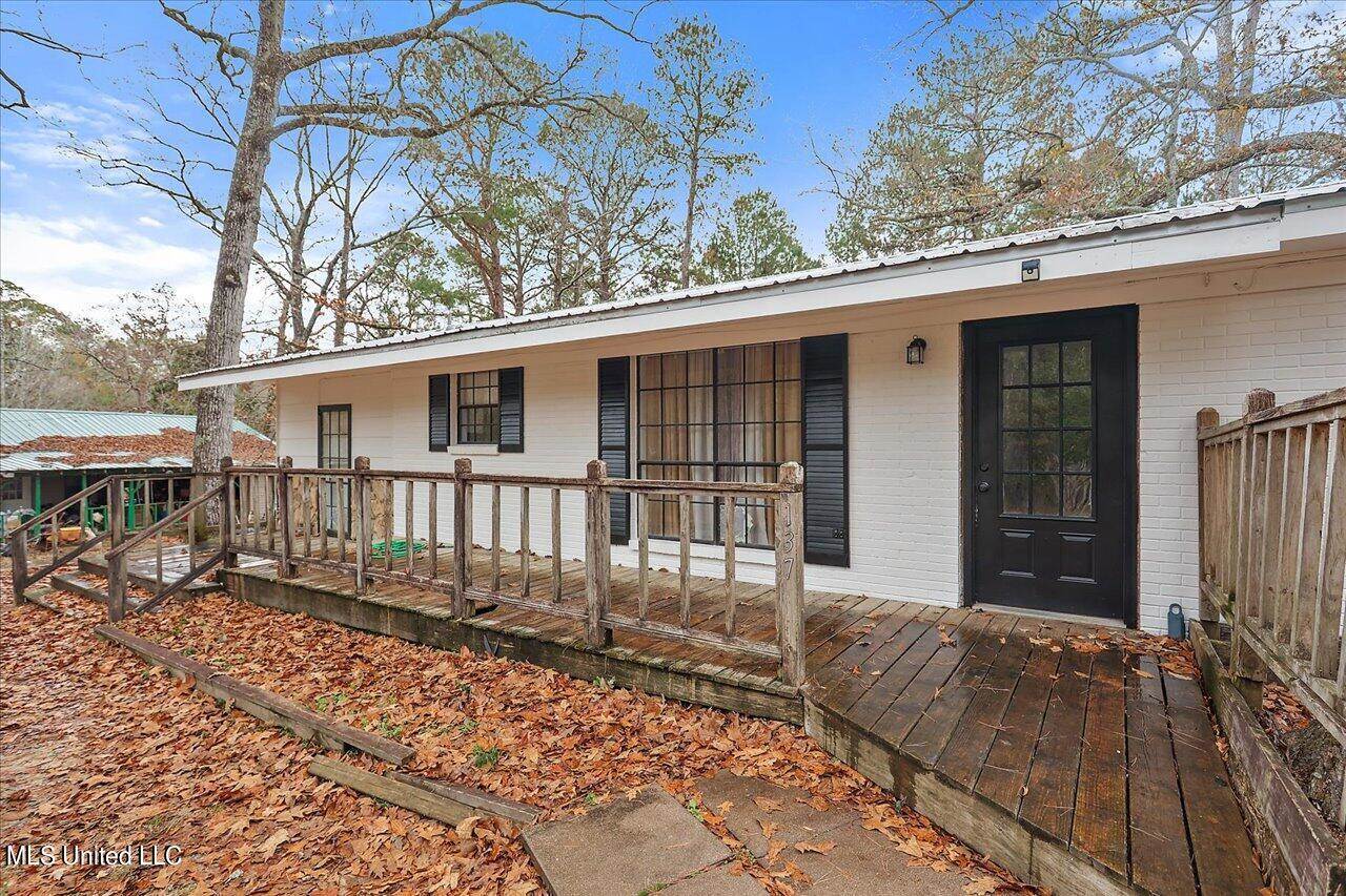 137 Martin Circle, Mendenhall, MS 39114