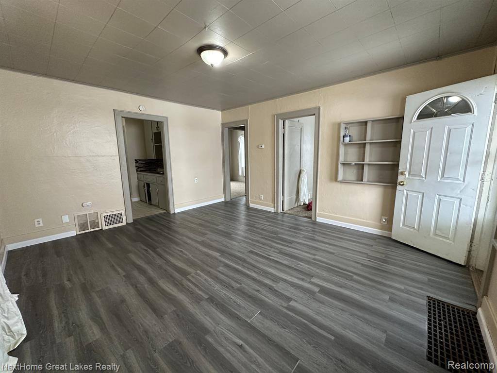 1014 Hammond Avenue, Flint, MI 48503