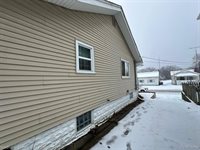 1014 Hammond Avenue, Flint, MI 48503